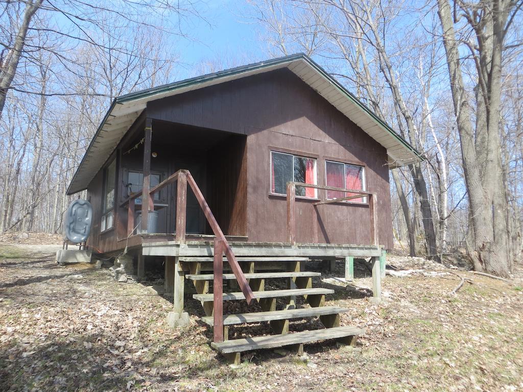Lake Wolsey Cabins Hotel Gore Bay Bilik gambar